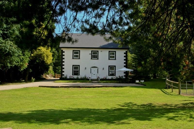 Ashton Guesthouse, The Meeting of the Waters, Avoca Wicklow
